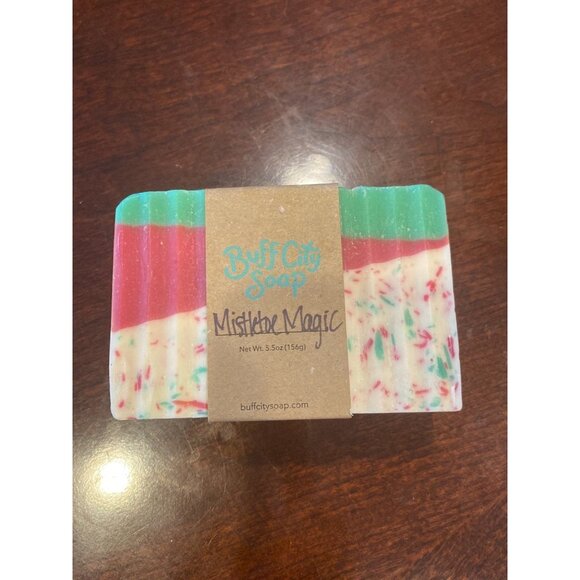 Buff City Christmas Holiday “Mistletoe Magic” New 5.5 Oz Bar Soap - Picture 1 of 5